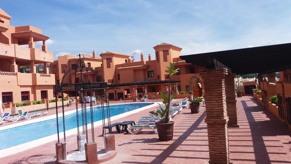 Royal Suites Marbella ベナアビス エクステリア 写真