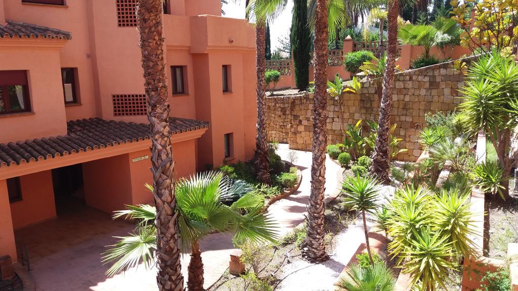 Royal Suites Marbella ベナアビス エクステリア 写真