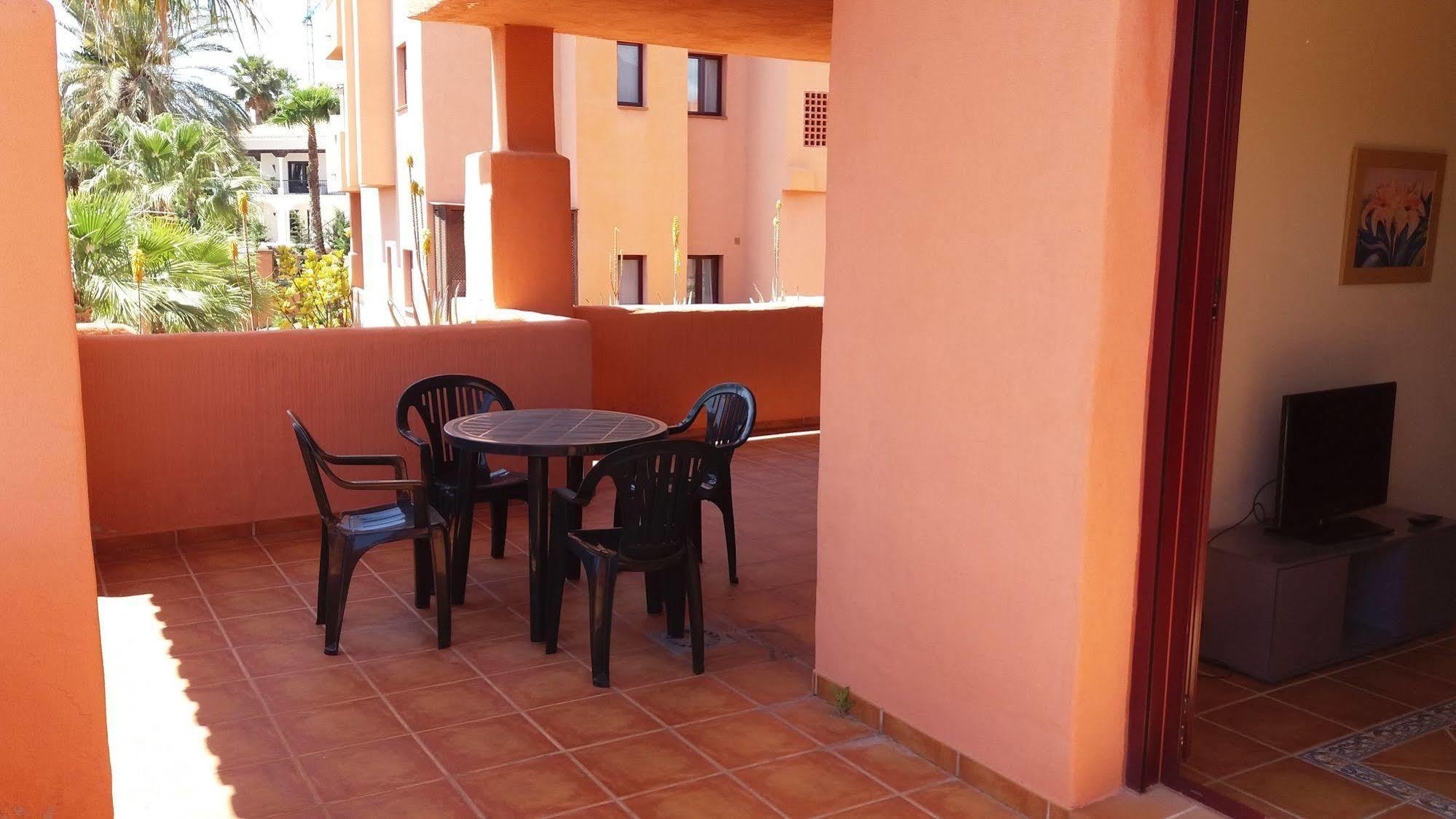Royal Suites Marbella ベナアビス エクステリア 写真