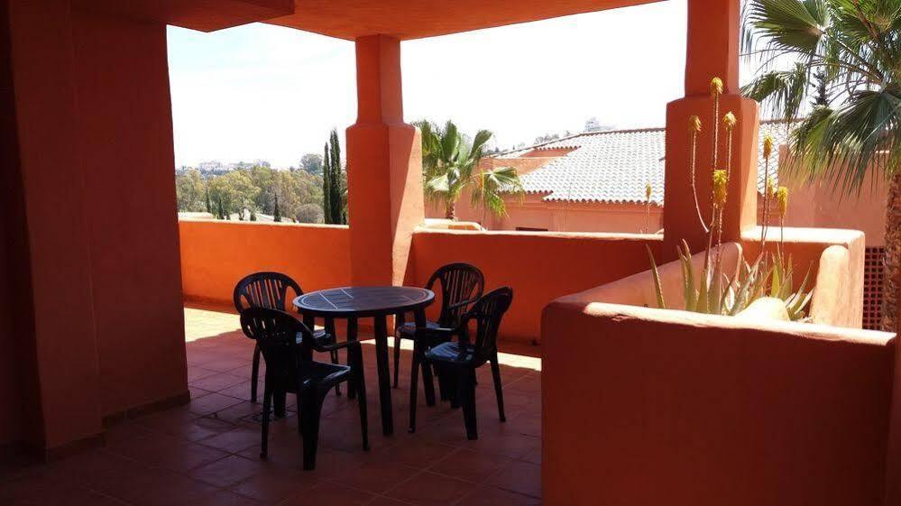 Royal Suites Marbella ベナアビス エクステリア 写真